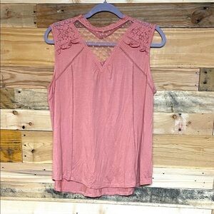 L Love size L Pink Sleeveless Lace High-neck Lightweight Soft Stretchy Blouse